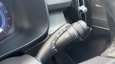 Volvo XC40 2.0 B4P Ultra Dark 5dr Auto Petrol Estate